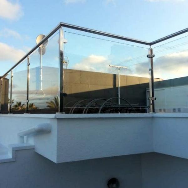 Baranda de Cristal y Acero 05