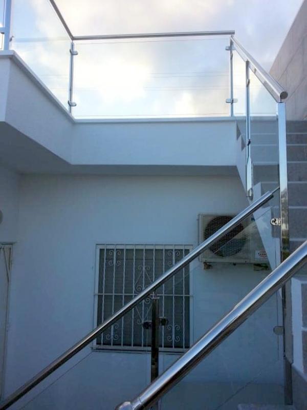 Baranda de Cristal y Acero 06